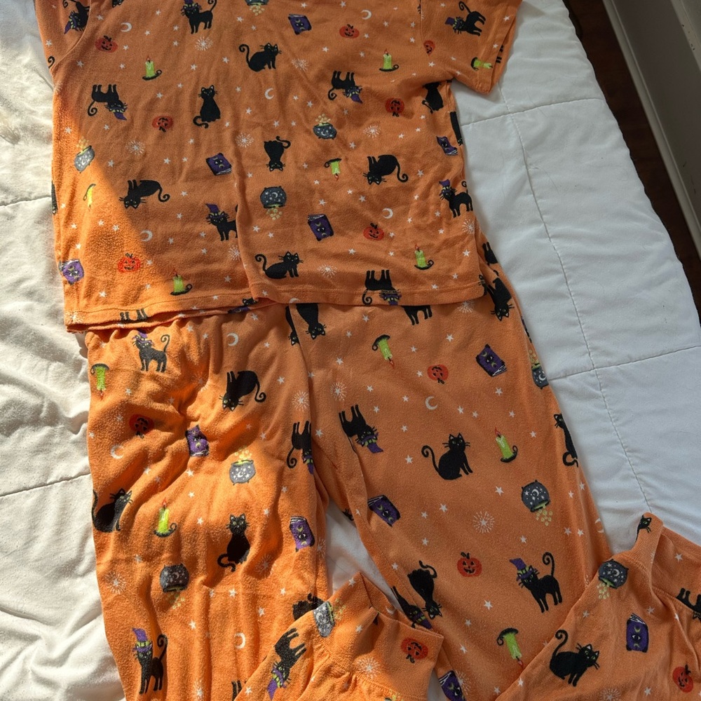 Halloween pajama set